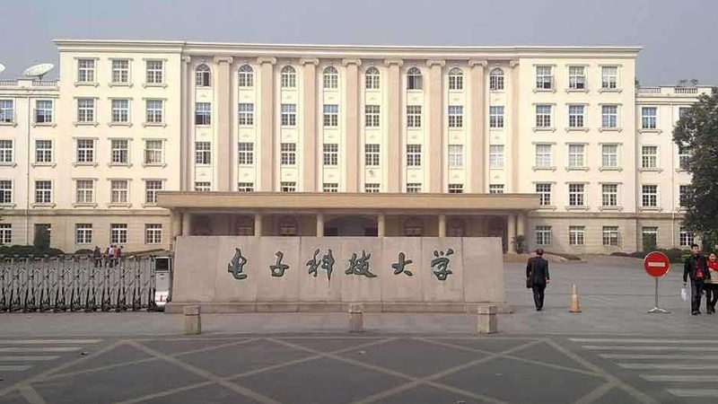 汽车连接器批发报价：揭秘汽车连接器市场的“价格之谜”**